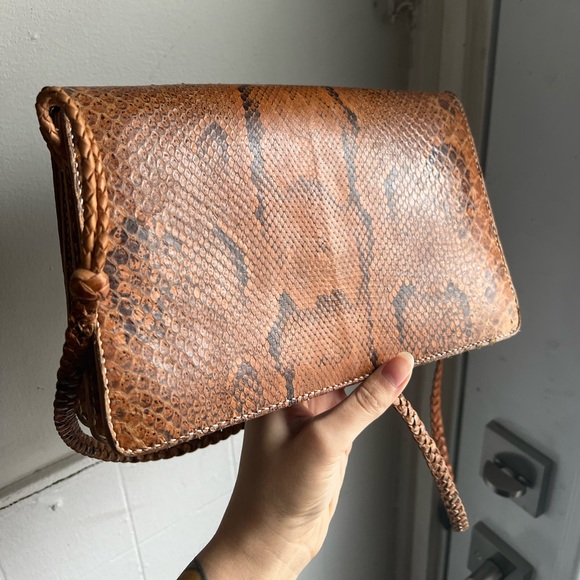 Vintage leather snake skin bag - Picture 4 of 7